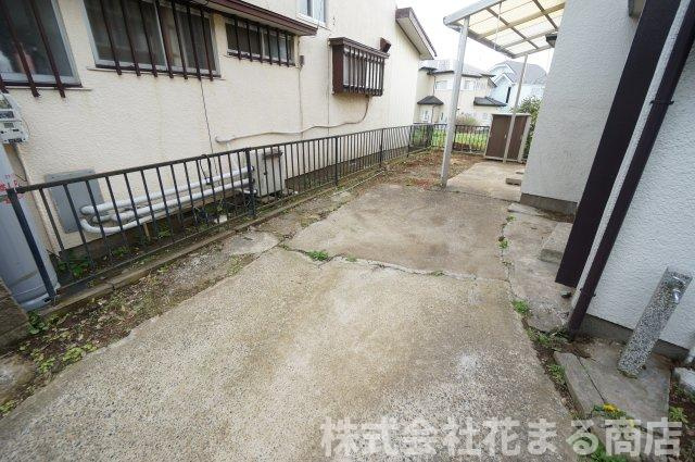 生実町T邸戸建の駐車場|物件、駅でお待ち合わせでのご案内歓迎！