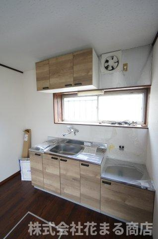 生実町T邸戸建のキッチン|物件、駅でお待ち合わせでのご案内歓迎！