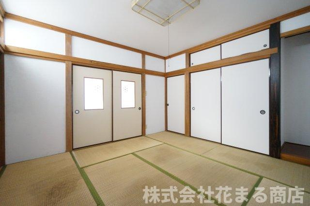 仁戸名町貸家の和室|物件、駅でお待ち合わせでのご案内歓迎！