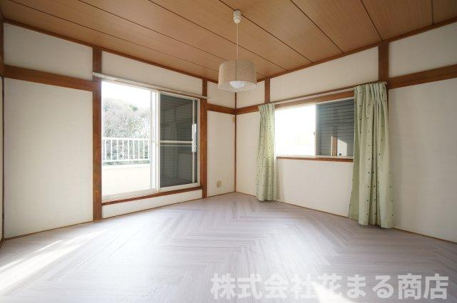 仁戸名町貸家の洋室|物件、駅でお待ち合わせでのご案内歓迎！