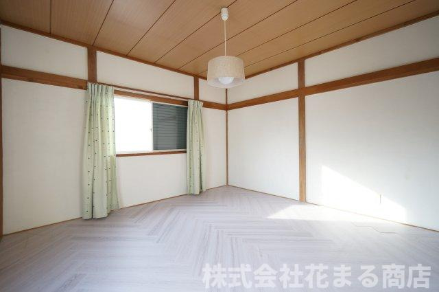 仁戸名町貸家の寝室|物件、駅でお待ち合わせでのご案内歓迎！