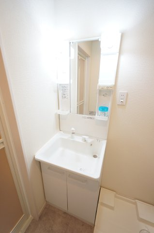 タウンコート旭町の洗面所|詳細、ご不明点等、お気軽にご連絡ください！