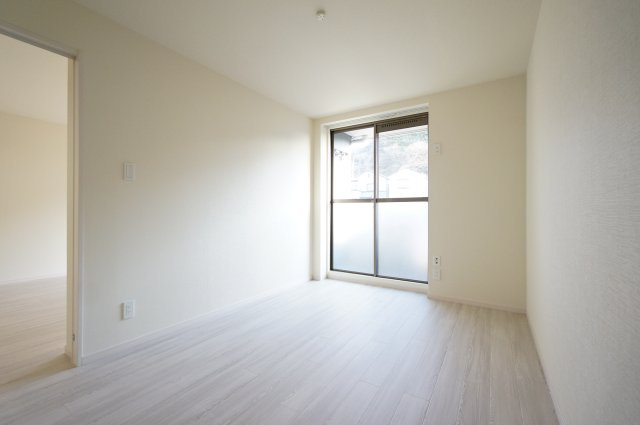 タウンコート旭町の洋室|詳細、ご不明点等、お気軽にご連絡ください！