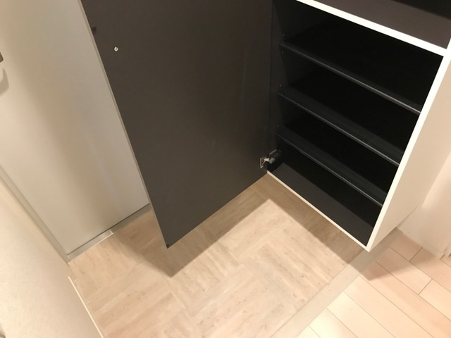 メルヴェーユコリーヌの玄関