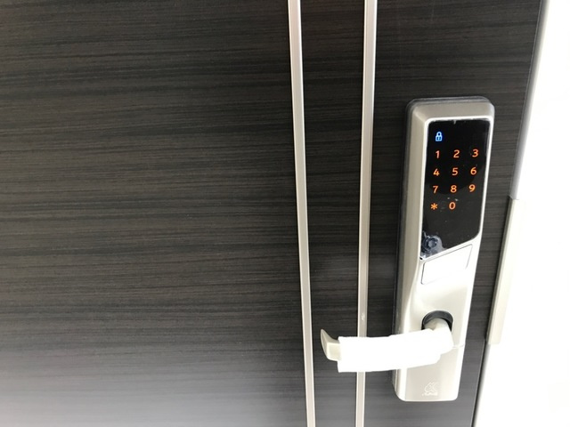 メルヴェーユコリーヌの玄関