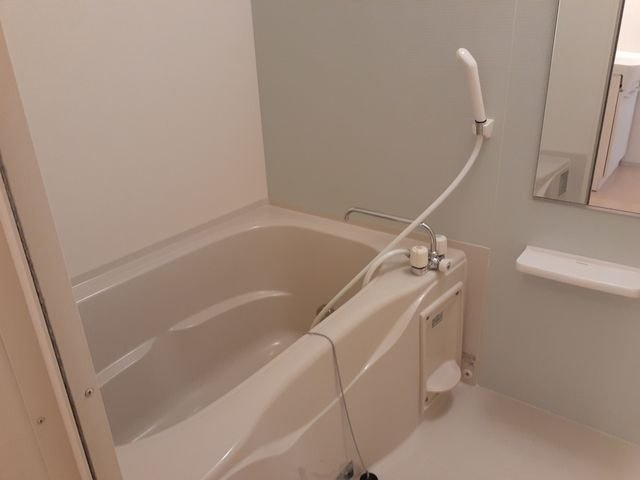 ブライトフラワーＣの浴室