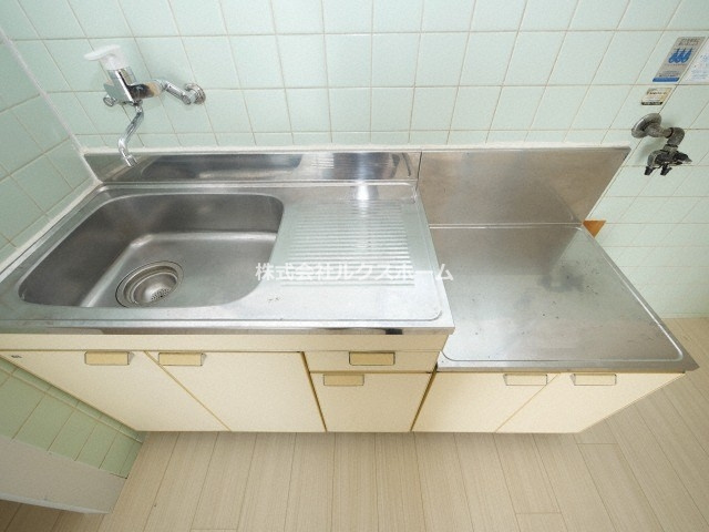 ヴィラナリー元町のキッチン