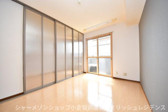 Ｆａｒｐｌａｃｅ　小倉西　Ｂ棟の居間・リビング