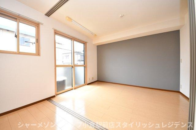 Ｆａｒｐｌａｃｅ　小倉西　Ｂ棟の居間・リビング