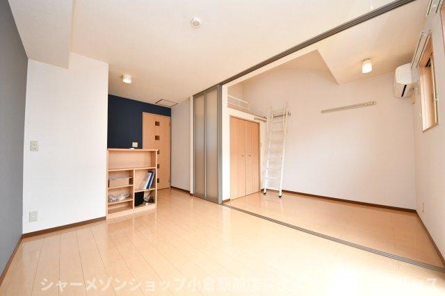 Ｆａｒｐｌａｃｅ　小倉西　Ｂ棟の居間・リビング