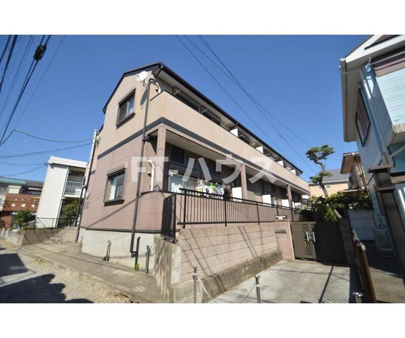 メゾンダジュール１０番館の外観