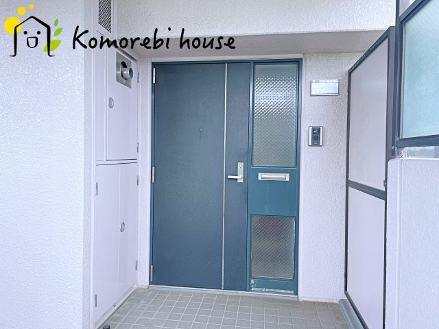 プロムナード大宮春野　B-1番館の玄関|26.5.28　撮影済み