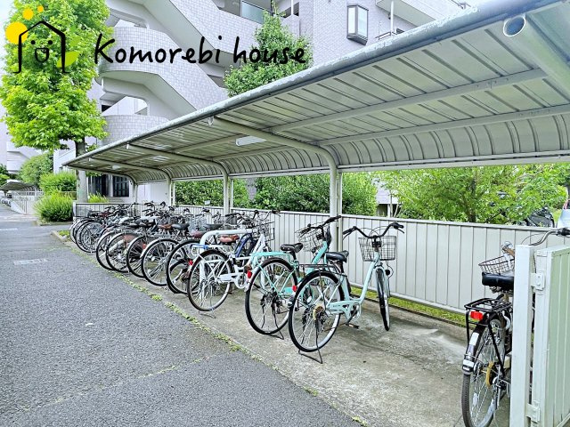 プロムナード大宮春野　B-1番館の駐輪場|26.5.28　撮影済み