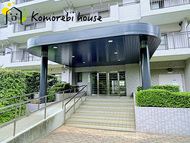 プロムナード大宮春野　B-1番館のエントランス|26.5.28　撮影済み