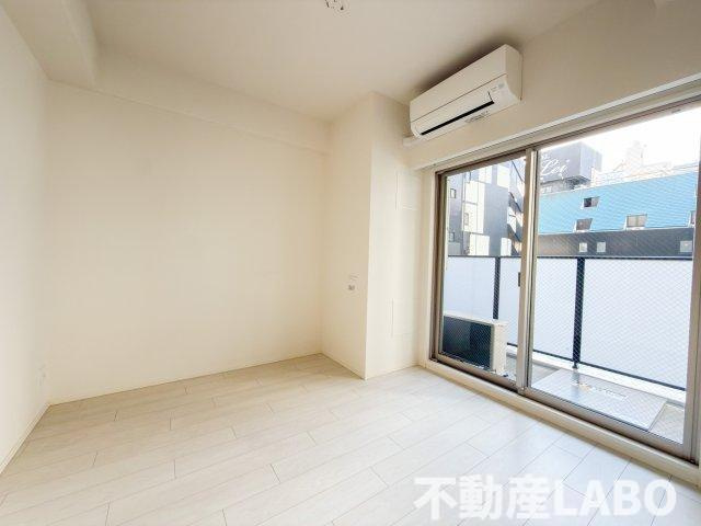 スプランディッド上本町WESTの洋室
