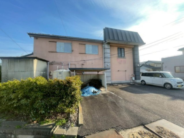 高浜市住居付き店舗の外観