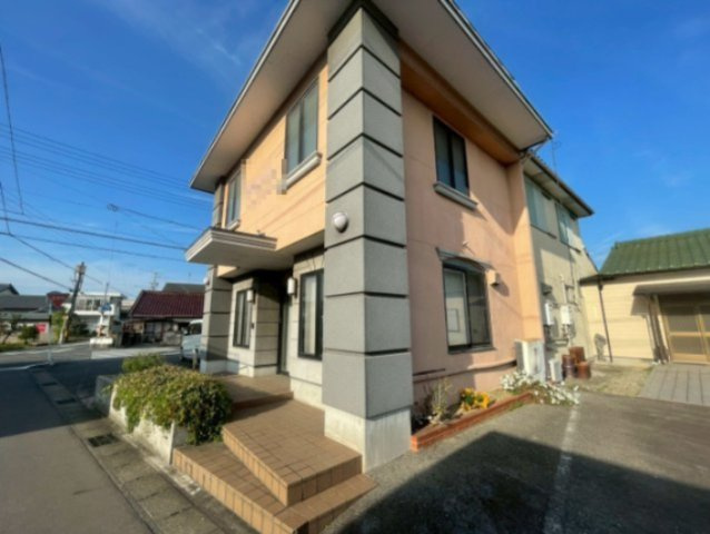 高浜市住居付き店舗の外観