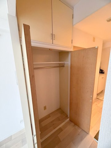 広島市西区井口２丁目の賃貸マンションの収納