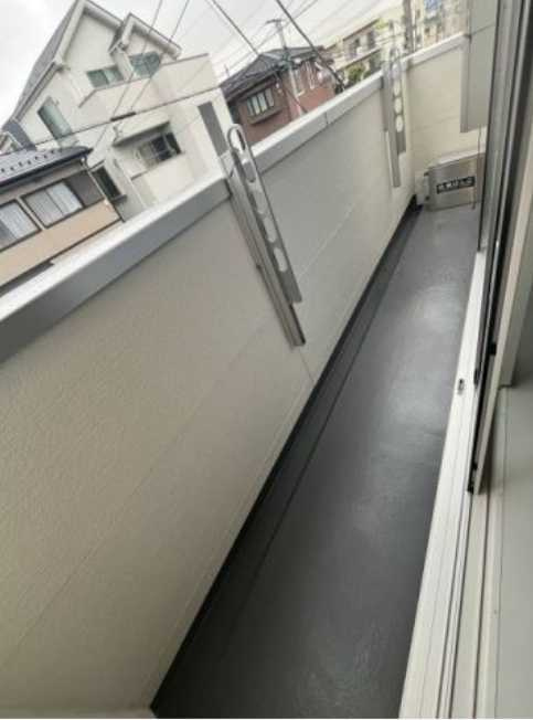 ウェール上馬　新築　3方角部屋　駒沢公園徒歩圏内　ウォークインクロゼットのバルコニー