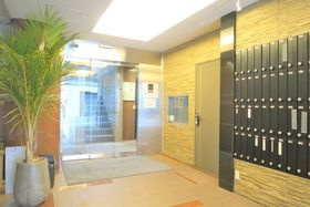 【ロビー】 | DeLCCS山吹神楽坂 | 清潔なロビーです