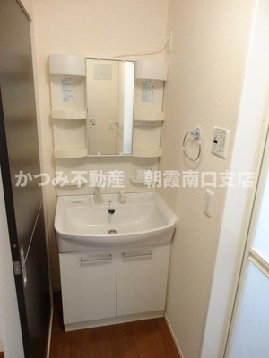 【独立洗面台】 | ウィステリア（D-ROOM） | 同アパート別号室参考写真
