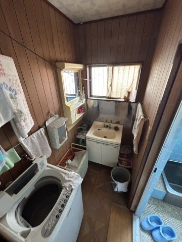和歌山市園部の洗面所