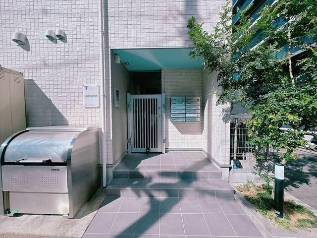 ＣＲＡＳＴＩＮＥ南砂町のエントランス