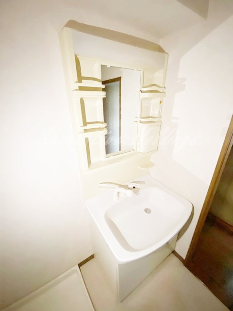 横浜市戸塚区矢部町の賃貸マンションの洗面所