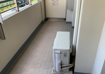 【バルコニー】 | ダイヤモンドライフ森の里ヒルズ　 | バルコニーは、室外の専用スペースのうち、「屋根がなく開放された空間」であるものを指します。ベランダより広いタイプのものが多く、日当たりもよいため家庭菜園などを楽しみたい人にとって適した環境となります。