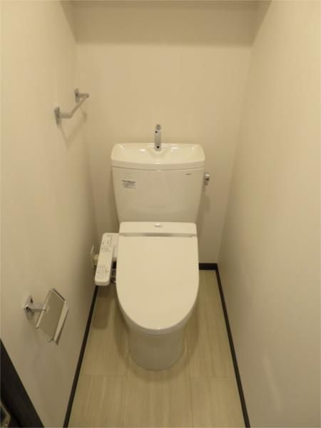 ＨＹ’ｓ　ＬＩＡＩＳＯＮのトイレ