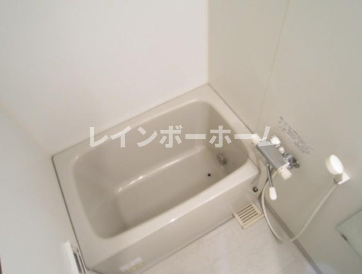 ストーンウェルの浴室