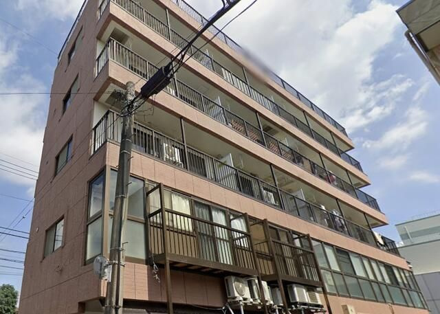 等々力ＱＳハイムのエントランス