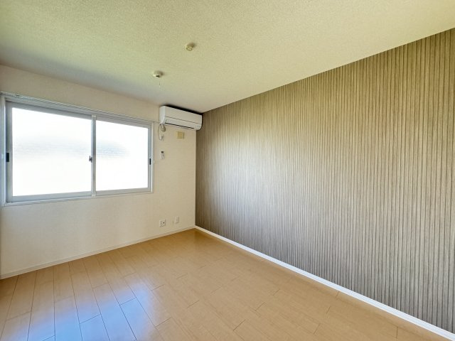 オベルジーヌ　Ｂの洋室