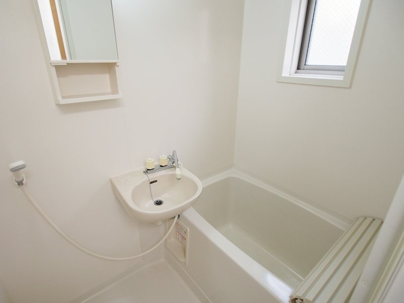 ＹＫＬ　ＦＬＡＴの浴室