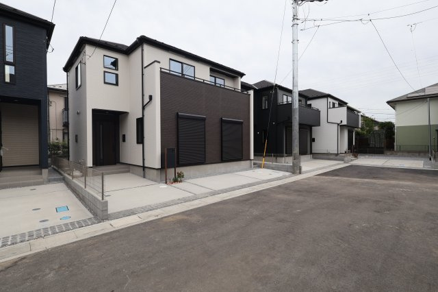 《仲介手数料無料》上尾市大字大谷本郷102-4新築一戸建てグラファーレの外観
