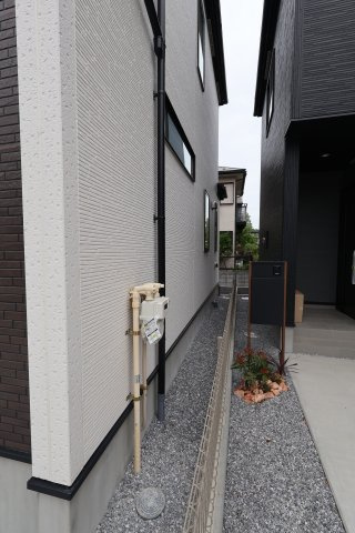 《仲介手数料無料》上尾市大字大谷本郷102-4新築一戸建てグラファーレの外観