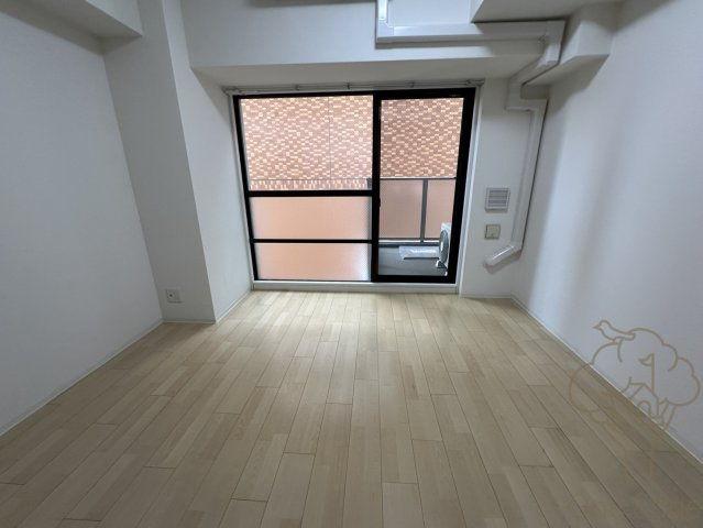 HS梅田EASTの居間・リビング