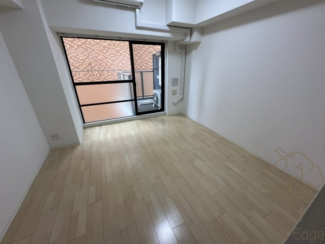 HS梅田EASTの居間・リビング
