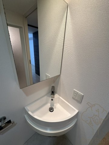 HS梅田EASTの独立洗面台