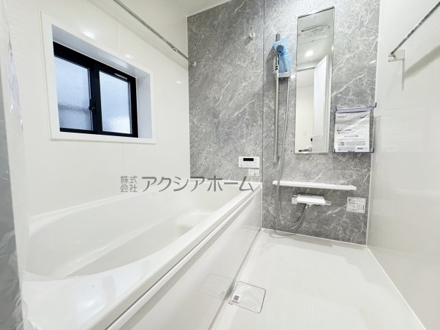 入間市下藤沢4丁目・全5棟　新築一戸建　2号棟の浴室|1坪サイズ・浴室乾燥機付ユニットバスで一日の疲れを癒しましょう♪