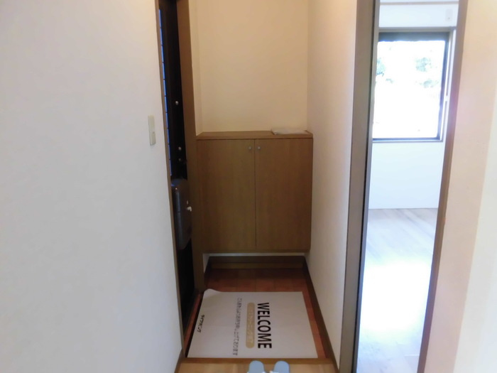 アムールビブレ C棟の玄関