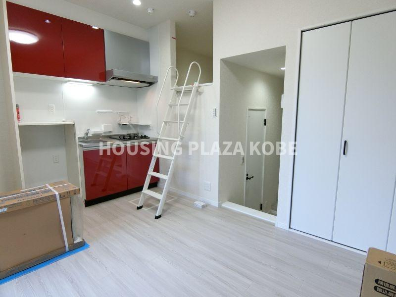 あんしん＋潮見台　須磨駅の賃貸情報の居間・リビング