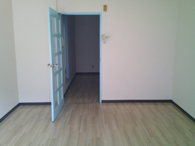 大阪市中央区材木町の賃貸マンションの内装