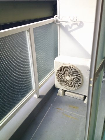 大阪市中央区材木町の賃貸マンションのバルコニー