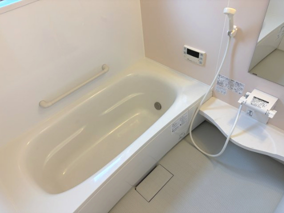 若葉アイの浴室