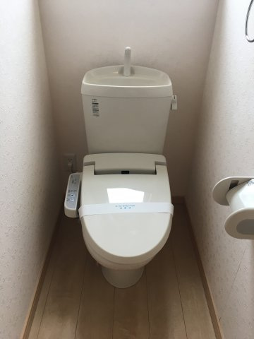 若葉アイのトイレ|温水洗浄便座