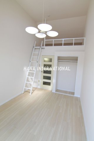 ローズアパートR6の居間・リビング