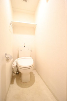 【トイレ】 | エステムプラザ京都御所ノ内REGIA | 落ち着いたトイレです