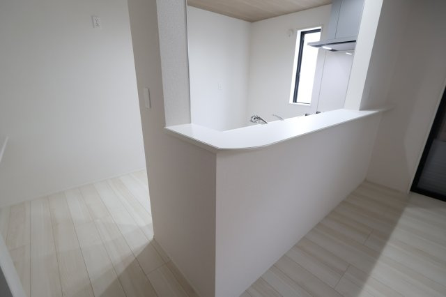 《仲介手数料無料》上尾市大字大谷本郷102-4新築一戸建てグラファーレのキッチン