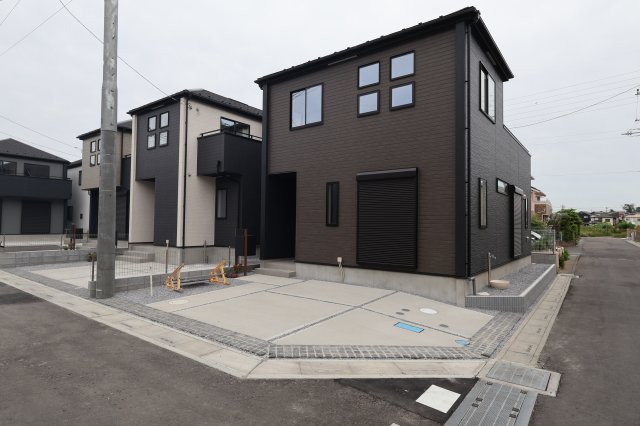 《仲介手数料無料》上尾市大字大谷本郷102-4新築一戸建てグラファーレの外観|撮影日 2026年6月2日 11:00 曇り